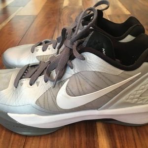 Nike Flywire Volleyball Shoes Womens 7 